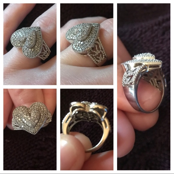 Heart ring 925 with aprx 1.20ctw round diamonds 💎